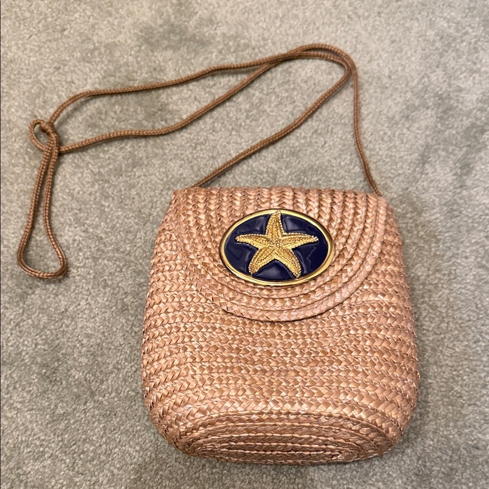 Chic Woven Crossbody Bag with Starfish Detail